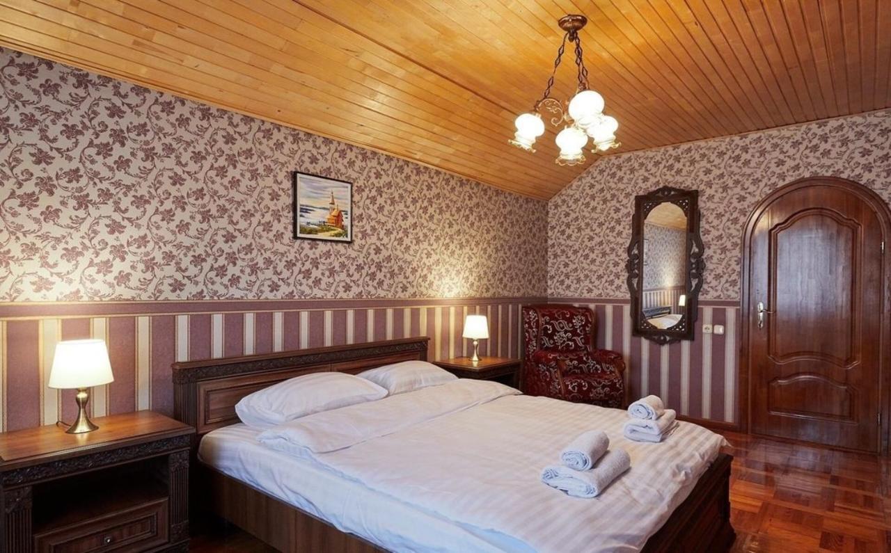 Usagyba Chausov Bed and Breakfast Vilyeyka Exterior foto